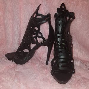 NWOT Paper Fox black cut out heels